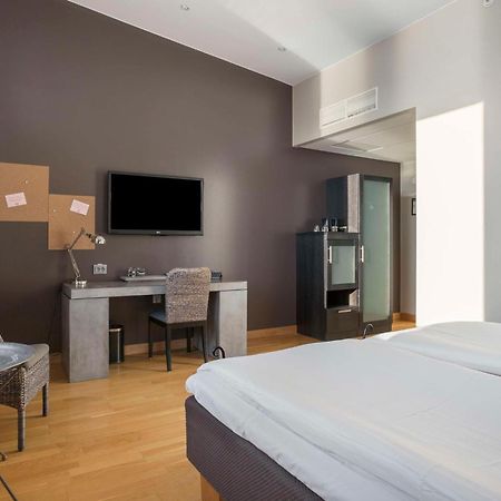 Hotel by Maude Solna Exteriér fotografie