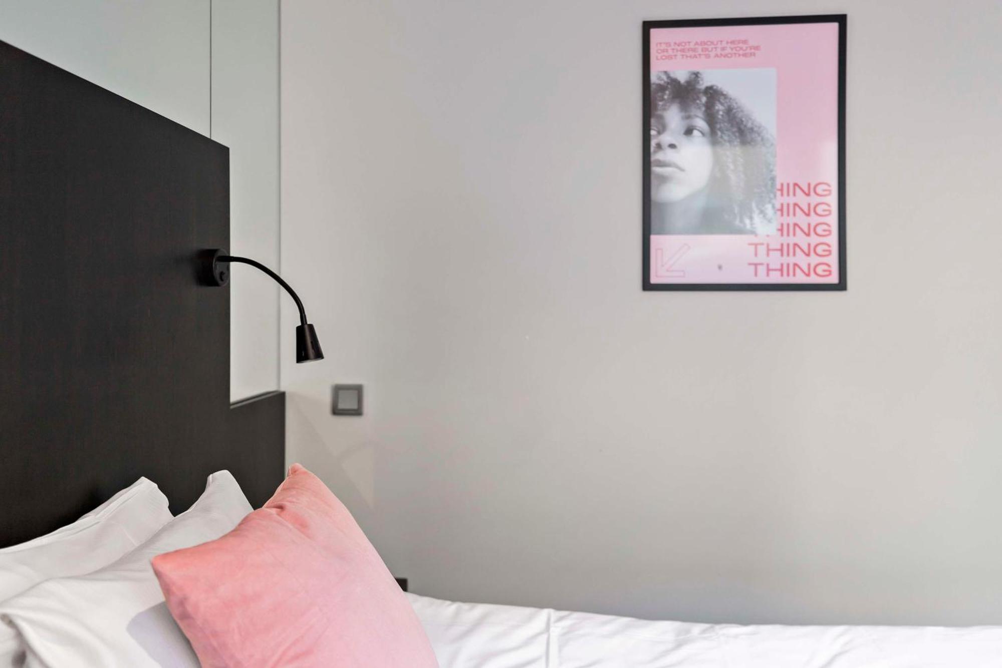 Hotel by Maude Solna Exteriér fotografie