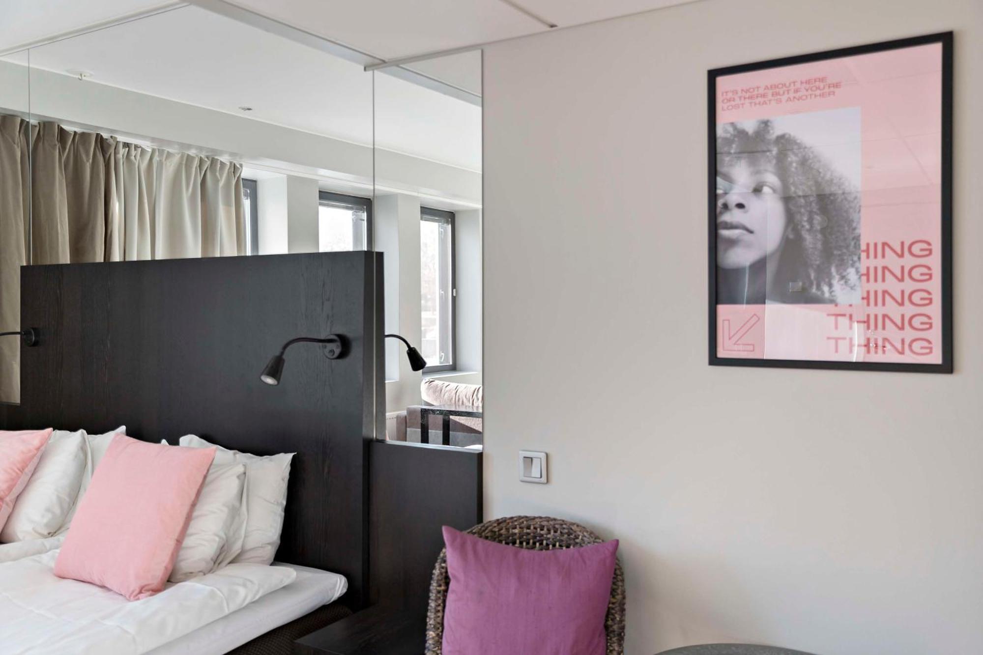 Hotel by Maude Solna Exteriér fotografie