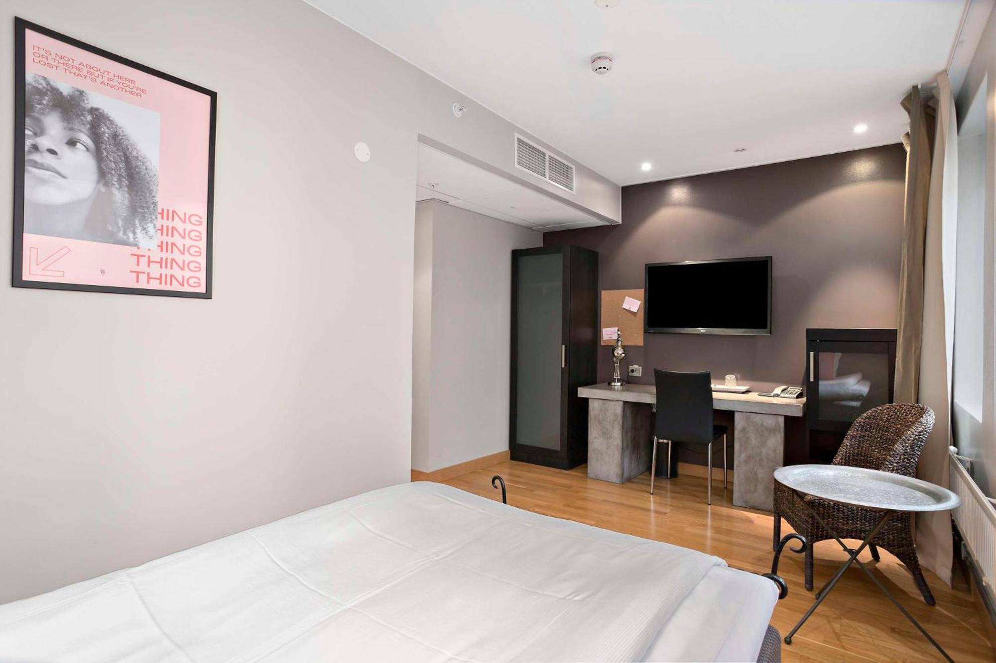 Hotel by Maude Solna Exteriér fotografie