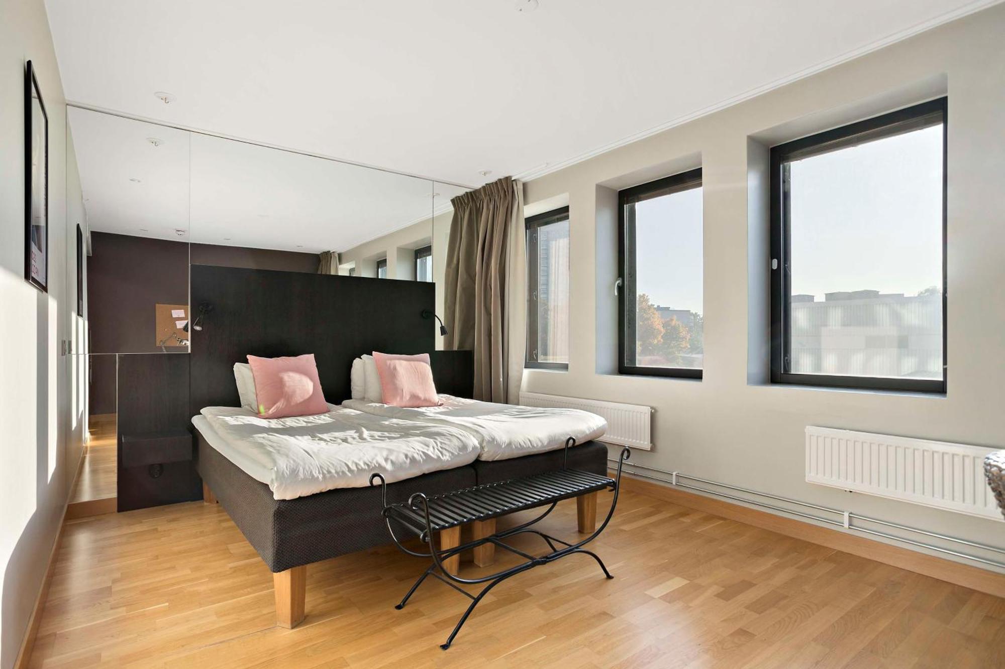 Hotel by Maude Solna Exteriér fotografie