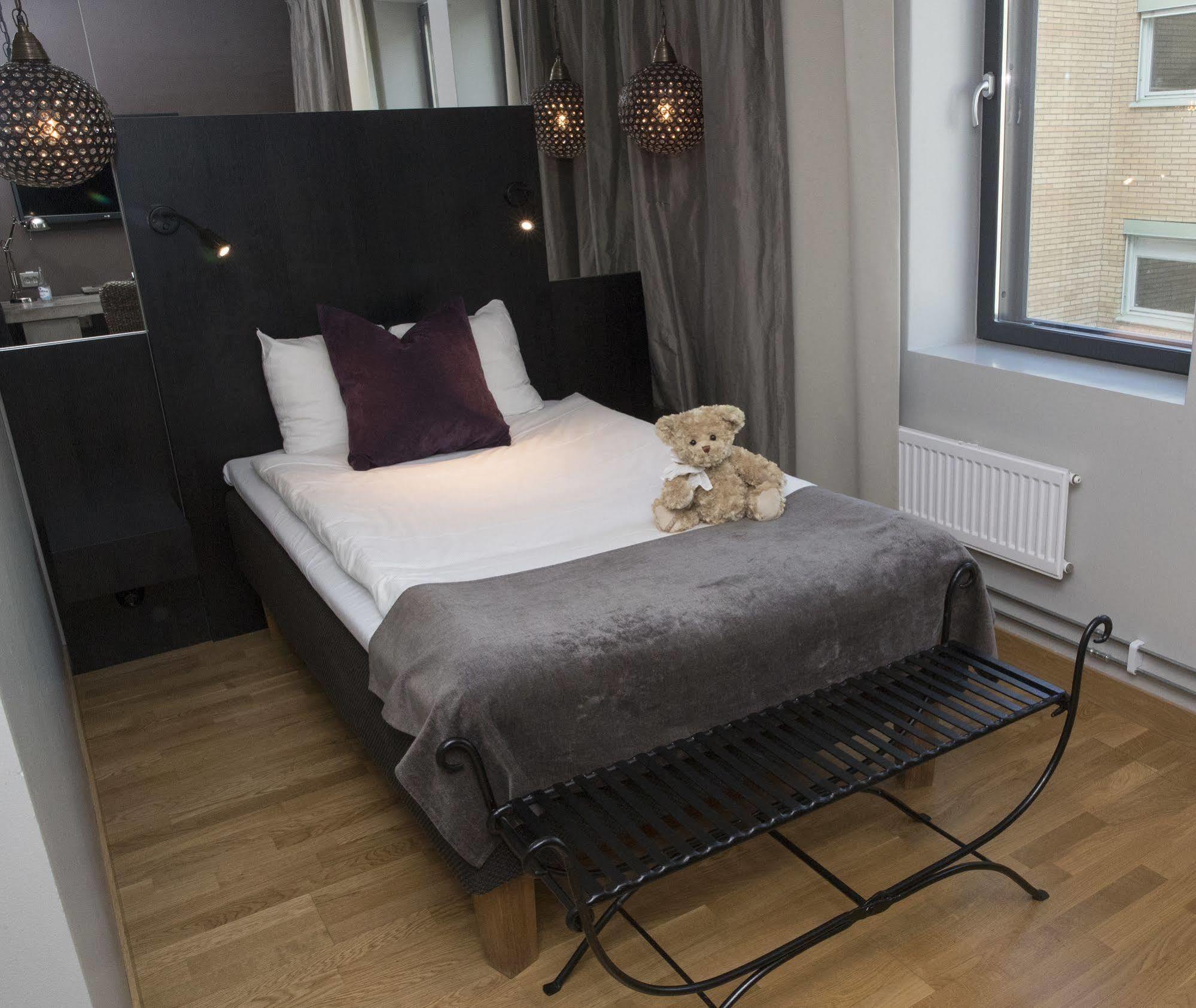 Hotel by Maude Solna Exteriér fotografie